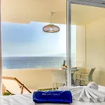 Premium And Sea 아파트